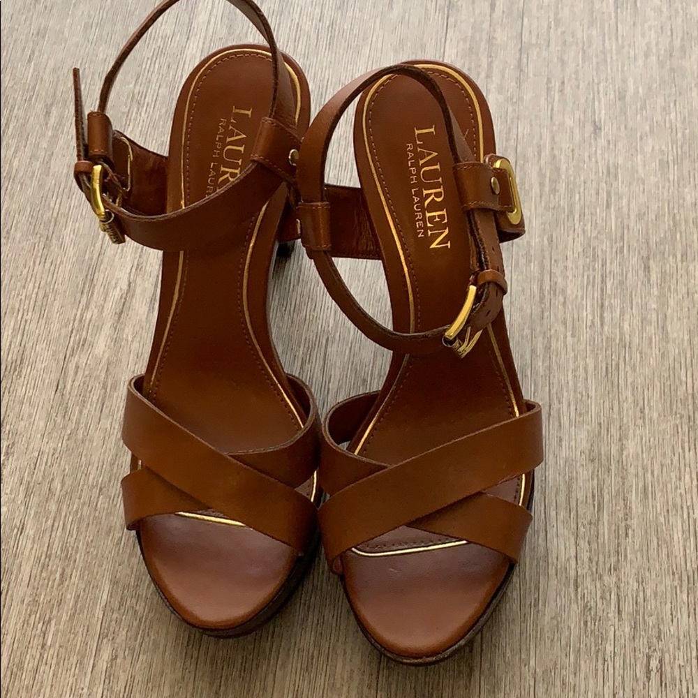 Ralph Lauren brown leather pumps